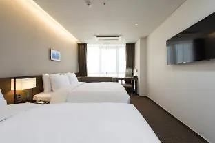 Ramada Encore By Wyndham Busan Haeundae 酒店