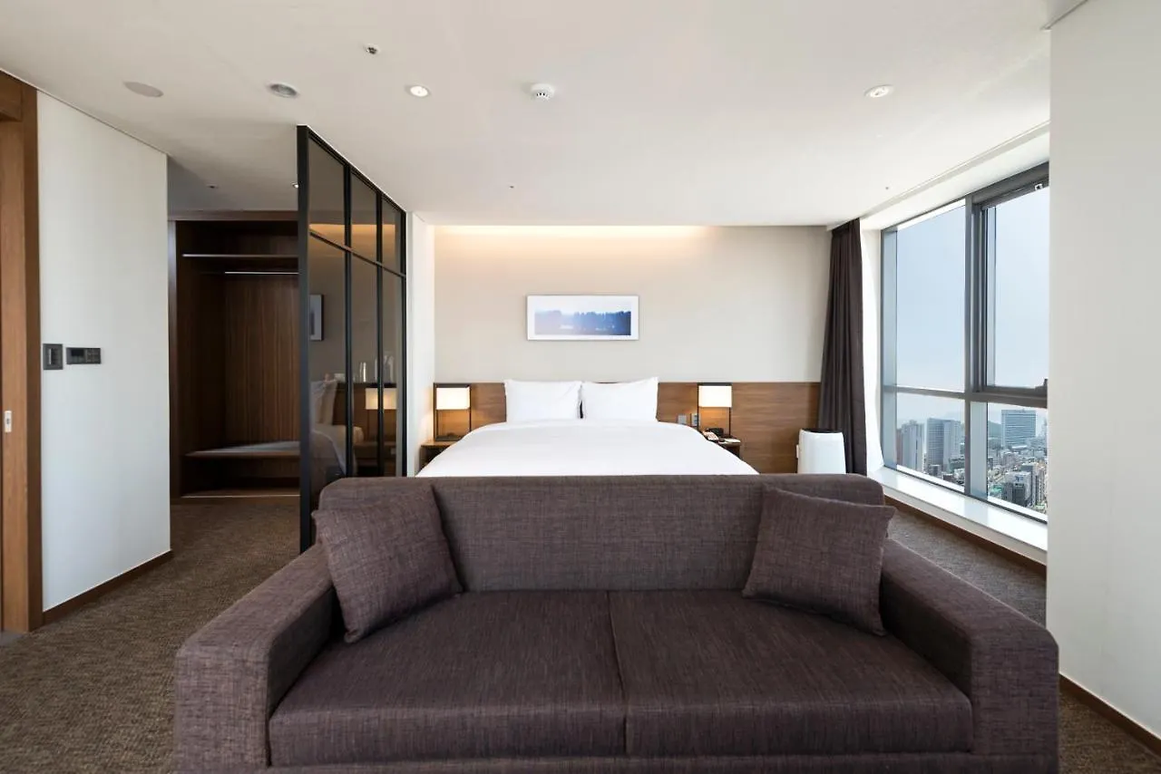 Ramada Encore By Wyndham Busan Haeundae