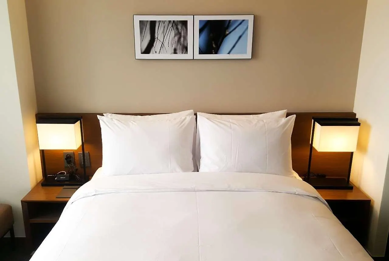 Ramada Encore By Wyndham Busan Haeundae 4*,